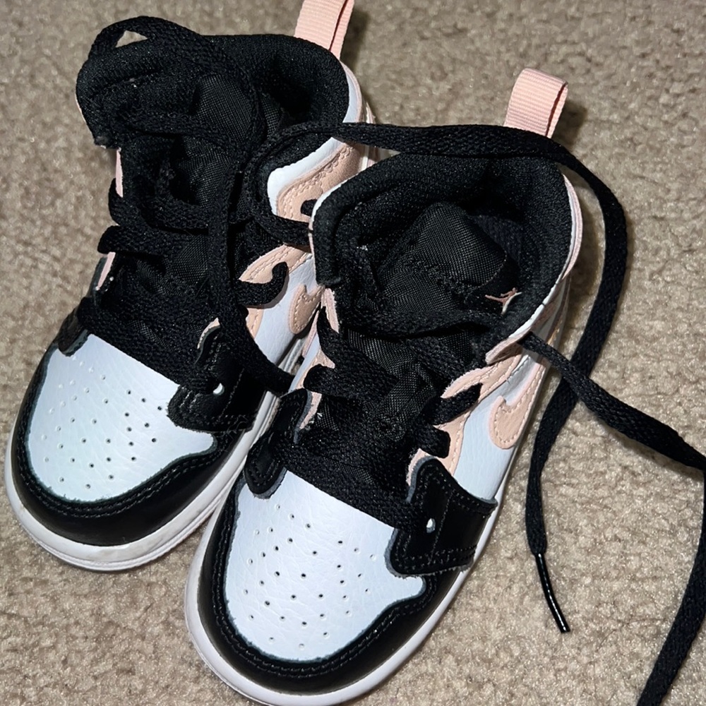Pink white black 1s